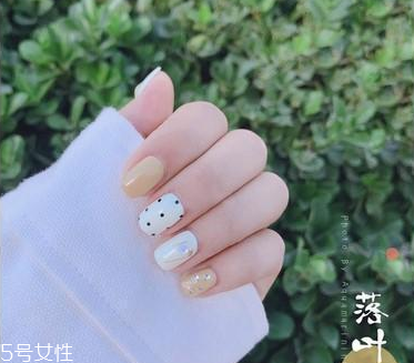 秋冬美甲流行趨勢(shì) 美甲秋冬新款圖片 秋冬美甲流行趨勢(shì) 美甲秋冬新款圖片