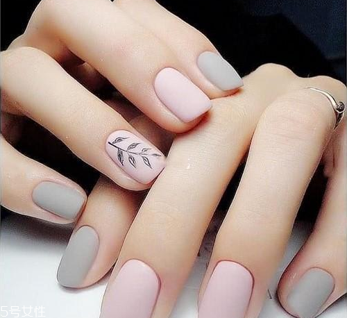 秋冬美甲流行趨勢(shì) 美甲秋冬新款圖片 秋冬美甲流行趨勢(shì) 美甲秋冬新款圖片