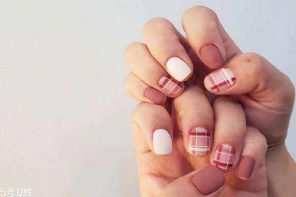 2019最好看的秋冬美甲 2019最火秋冬美甲 2019最好看的秋冬美甲 2019最火秋冬美甲