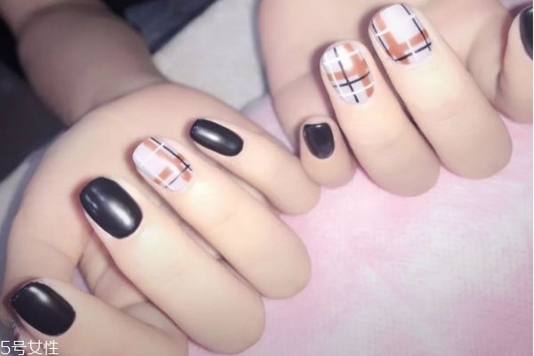 2019最好看的秋冬美甲 2019最火秋冬美甲 2019最好看的秋冬美甲 2019最火秋冬美甲