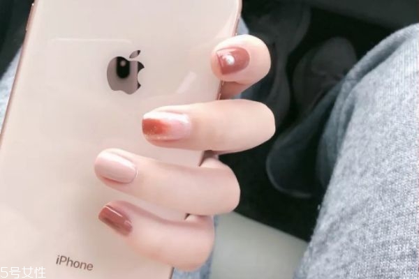 2019最好看的秋冬美甲 2019最火秋冬美甲 2019最好看的秋冬美甲 2019最火秋冬美甲