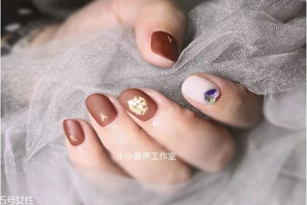 2019最好看的秋冬美甲 2019最火秋冬美甲 2019最好看的秋冬美甲 2019最火秋冬美甲