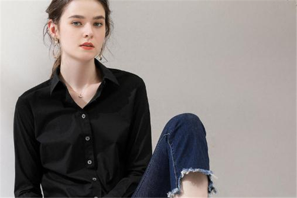 2019年流行什么打底衫 開春備齊這三款 2019年流行什么打底衫 開春備齊這三款
