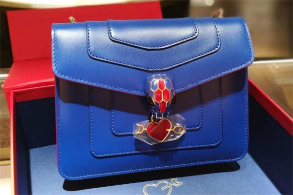 寶格麗2019情人節(jié)限定包包尺寸 充滿愛(ài)的氣息