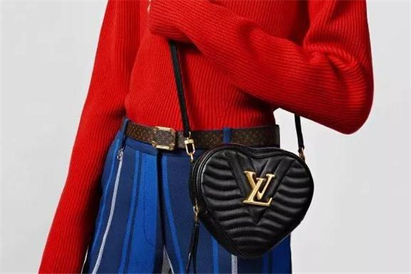 2019lv情人節(jié)限定愛心包包多少錢 兩款價格不同 2019lv情人節(jié)限定愛心包包多少錢 兩款價格不同