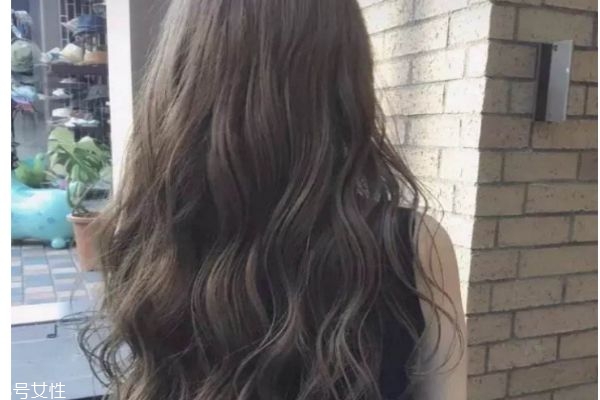 什么燙發(fā)好打理 燙發(fā)的注意事項(xiàng)