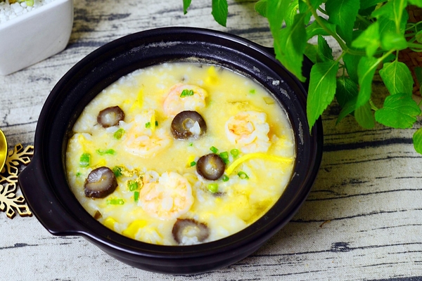 16種上火發(fā)熱吃什么好 上火的癥狀大全 16種上火發(fā)熱吃什么好 上火的癥狀大全