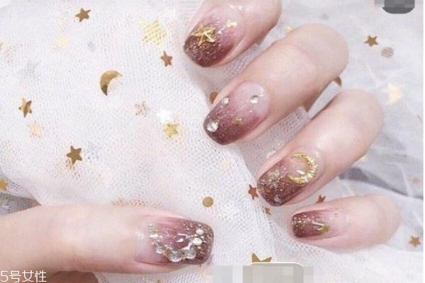 2019最好看的秋冬美甲 2019最火秋冬美甲 2019最好看的秋冬美甲 2019最火秋冬美甲