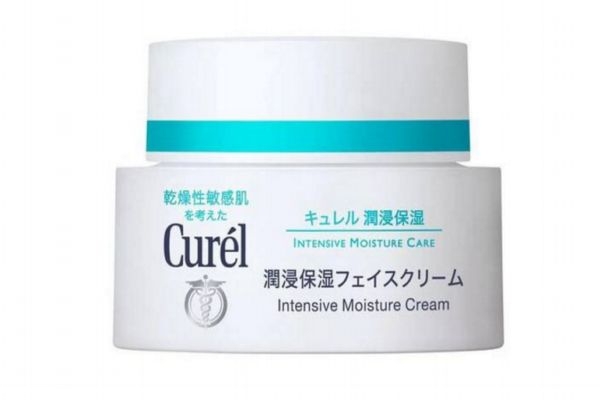 護膚一定要用面霜嗎 乳液與面霜的正確使用方法 護膚一定要用面霜嗎 乳液與面霜的正確使用方法