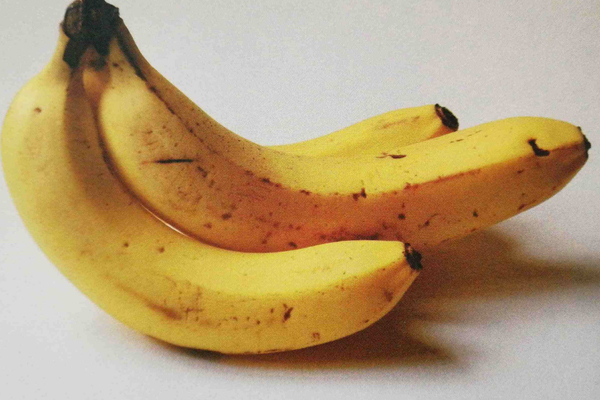 草莓和香蕉可以一起吃嗎？小心脾胃虛寒