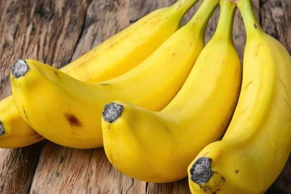 草莓和香蕉可以一起吃嗎？小心脾胃虛寒