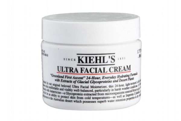 護膚一定要用面霜嗎 乳液與面霜的正確使用方法 護膚一定要用面霜嗎 乳液與面霜的正確使用方法