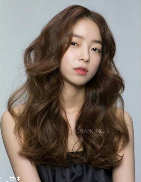 2019長(zhǎng)卷發(fā)發(fā)色 女神必備長(zhǎng)卷發(fā)發(fā)型 2019長(zhǎng)卷發(fā)發(fā)色 女神必備長(zhǎng)卷發(fā)發(fā)型