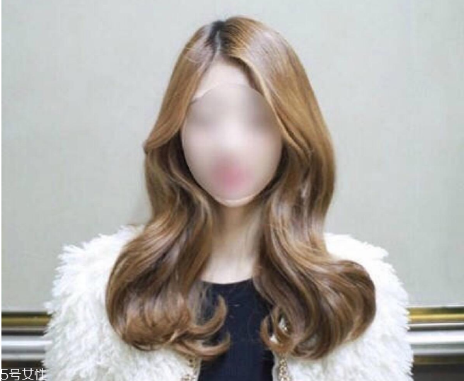 2019長(zhǎng)卷發(fā)發(fā)色 女神必備長(zhǎng)卷發(fā)發(fā)型 2019長(zhǎng)卷發(fā)發(fā)色 女神必備長(zhǎng)卷發(fā)發(fā)型