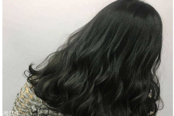 2019長(zhǎng)卷發(fā)發(fā)色 女神必備長(zhǎng)卷發(fā)發(fā)型 2019長(zhǎng)卷發(fā)發(fā)色 女神必備長(zhǎng)卷發(fā)發(fā)型