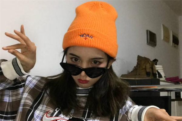 noah冷帽真假鑒定 包裝吊牌都要注意 noah冷帽真假鑒定 包裝吊牌都要注意