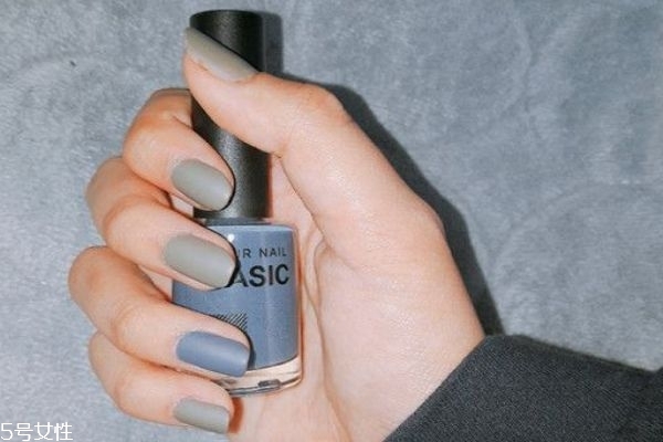 過年適合做什么美甲 get起來讓你做整條街最閃亮的妞 過年適合做什么美甲 get起來讓你做整條街最閃亮的妞