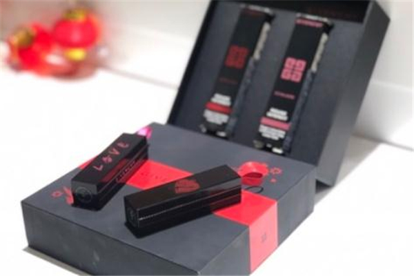 2019紀梵希情人節(jié)限定口紅禮盒價格 讓你怦然心動 2019紀梵希情人節(jié)限定口紅禮盒價格 讓你怦然心動