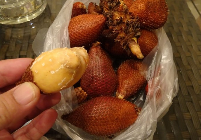 蛇皮果是什么季節(jié)成熟？蛇皮果是什么味道？