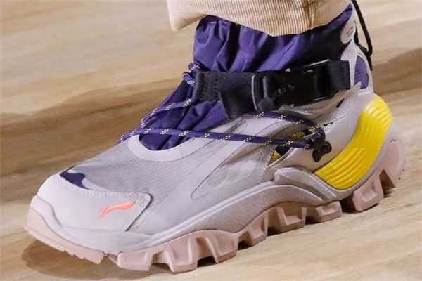 李寧2019紐約時(shí)裝周新品預(yù)覽 中國(guó)李寧強(qiáng)勢(shì)登陸 李寧2019紐約時(shí)裝周新品預(yù)覽 中國(guó)李寧強(qiáng)勢(shì)登陸