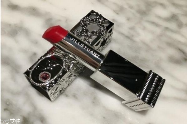 jill stuart蕾絲花漾戀唇膏方管好嗎 jill stuart蕾絲花漾戀唇膏方管好嗎