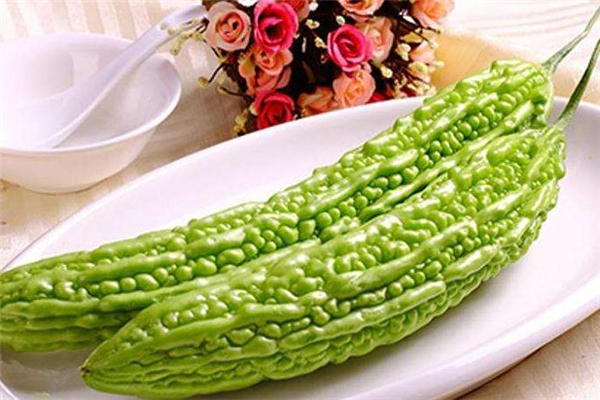 苦瓜變軟了還能吃嗎 不影響食用 苦瓜變軟了還能吃嗎 不影響食用