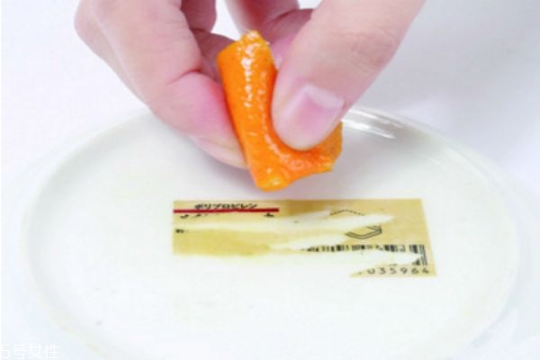 咖啡漬油漆如何清除 橘子皮的10個(gè)用處 咖啡漬油漆如何清除 橘子皮的10個(gè)用處