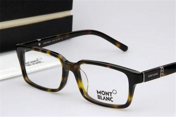 萬寶龍眼鏡多少錢 千元起步 萬寶龍眼鏡多少錢 千元起步