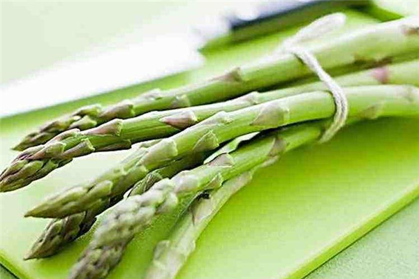 吃蘆筍可以減肥嗎 有幫助作用 吃蘆筍可以減肥嗎 有幫助作用