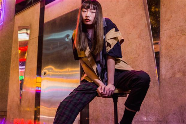 clot2019年春夏新款 街頭風(fēng)十足 clot2019年春夏新款 街頭風(fēng)十足