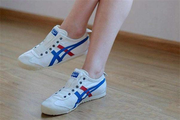 鬼?；⒑湍涂耸裁搓P(guān)系 鬼冢虎是前輩