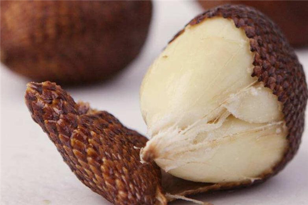 蛇皮果一天能吃幾個(gè) 不宜太過量 蛇皮果一天能吃幾個(gè) 不宜太過量