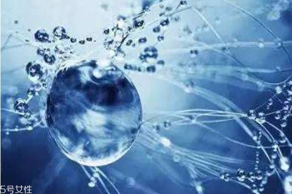 玻尿酸精華液有什么用 玻尿酸精華液的作用 玻尿酸精華液有什么用 玻尿酸精華液的作用