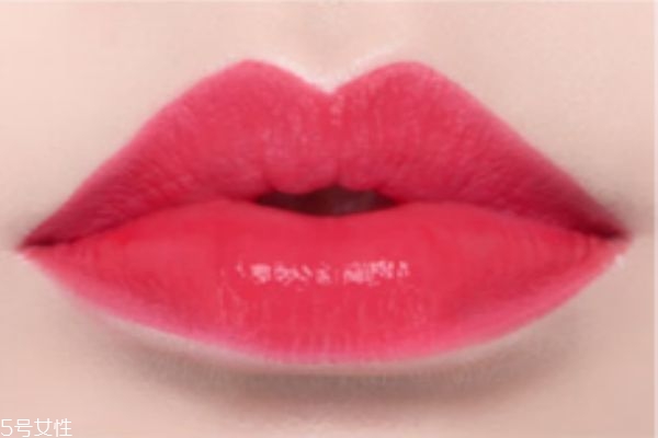 伊蒂之屋甜蜜之戀晶瑩炫彩唇膏哪個(gè)顏色好看 伊蒂之屋甜蜜之戀晶瑩炫彩唇膏哪個(gè)顏色好看