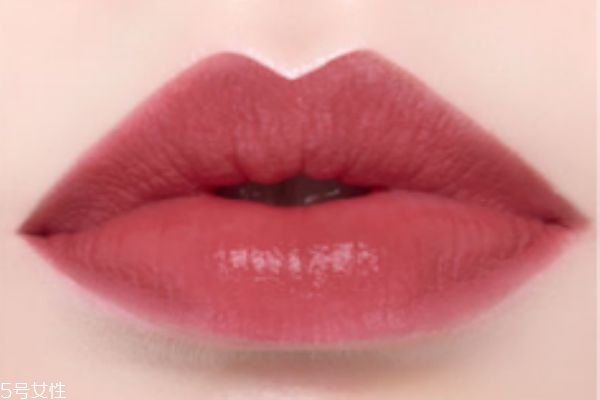 伊蒂之屋甜蜜之戀晶瑩炫彩唇膏哪個(gè)顏色好看 伊蒂之屋甜蜜之戀晶瑩炫彩唇膏哪個(gè)顏色好看