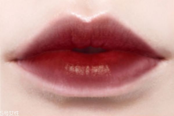 伊蒂之屋甜蜜之戀晶瑩炫彩唇膏哪個(gè)顏色好看 伊蒂之屋甜蜜之戀晶瑩炫彩唇膏哪個(gè)顏色好看