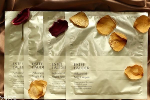 鋼鐵俠面膜多久敷一次 鋼鐵俠面膜發(fā)熱的原因 鋼鐵俠面膜多久敷一次 鋼鐵俠面膜發(fā)熱的原因