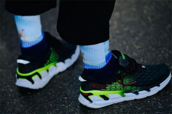 hoka one one跑鞋怎么樣 來看測評報(bào)告