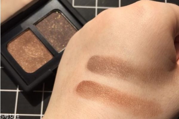 nars雙色眼影哪個(gè)好看 nars雙色眼影試色 nars雙色眼影哪個(gè)好看 nars雙色眼影試色