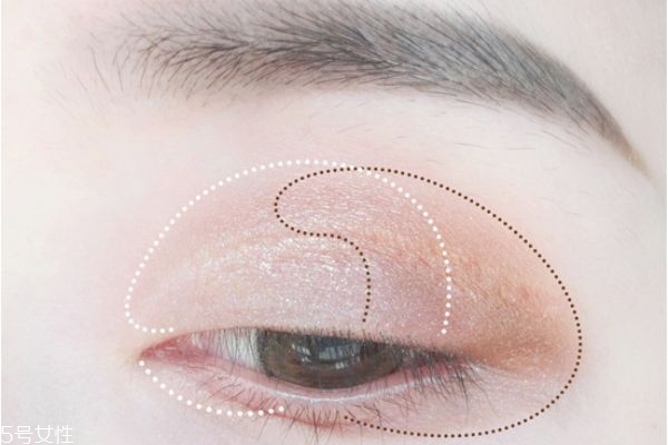 春夏浪漫約會妝教程 春夏清透日常眼妝教程 春夏浪漫約會妝教程 春夏清透日常眼妝教程