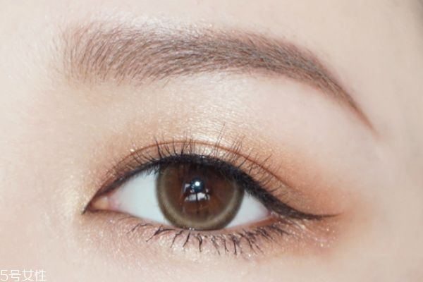 春夏浪漫約會妝教程 春夏清透日常眼妝教程 春夏浪漫約會妝教程 春夏清透日常眼妝教程