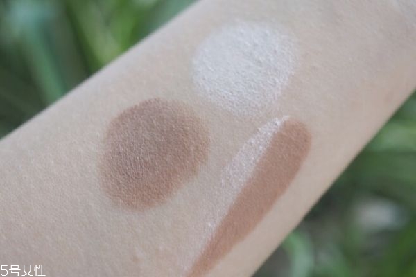 the saem雙色腮紅 得鮮雙色腮紅棒試色 the saem雙色腮紅 得鮮雙色腮紅棒試色