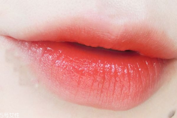 春夏浪漫約會妝教程 春夏清透日常眼妝教程 春夏浪漫約會妝教程 春夏清透日常眼妝教程