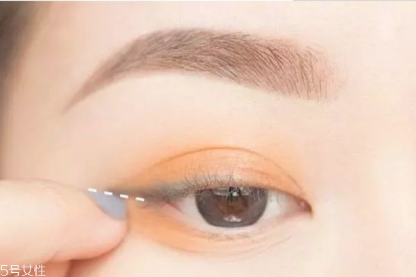 春夏浪漫約會妝教程 春夏清透日常眼妝教程 春夏浪漫約會妝教程 春夏清透日常眼妝教程