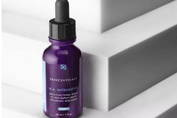 春季補(bǔ)水用什么 春季必備的補(bǔ)水套裝 春季補(bǔ)水用什么 春季必備的補(bǔ)水套裝