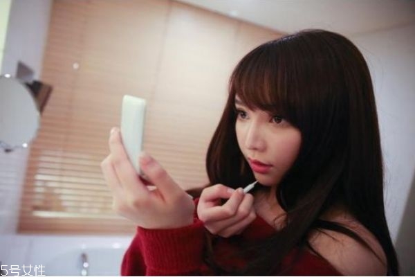 遮瑕的誤區(qū)與解決技巧你知道多少 遮瑕的誤區(qū)與解決技巧你知道多少