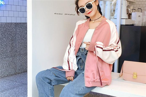 棒球服要買大一碼嗎 看個(gè)人搭配 棒球服要買大一碼嗎 看個(gè)人搭配