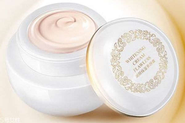 貴婦膏什么時(shí)候用 貴婦膏使用方法