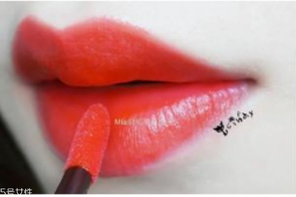 復(fù)古紅口紅適合黃皮嗎 最適合黃皮的口紅系列 復(fù)古紅口紅適合黃皮嗎 最適合黃皮的口紅系列