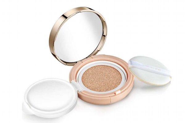 氣墊cc霜和bb霜有什么區(qū)別 氣墊bb霜和bb霜的區(qū)別 氣墊cc霜和bb霜有什么區(qū)別 氣墊bb霜和bb霜的區(qū)別